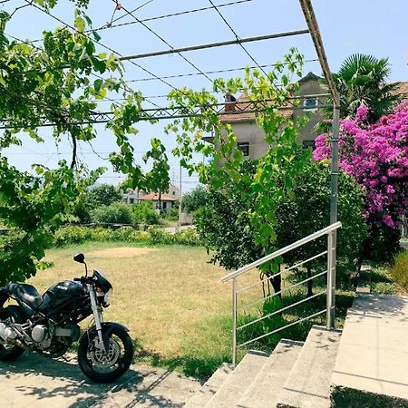 Peaceful, Cosy Tivat Guesthouse Zewnętrze zdjęcie